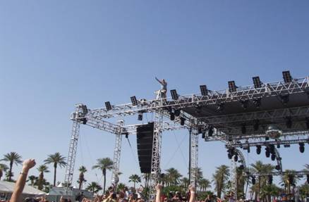 les-savy-fav-coachella.jpg